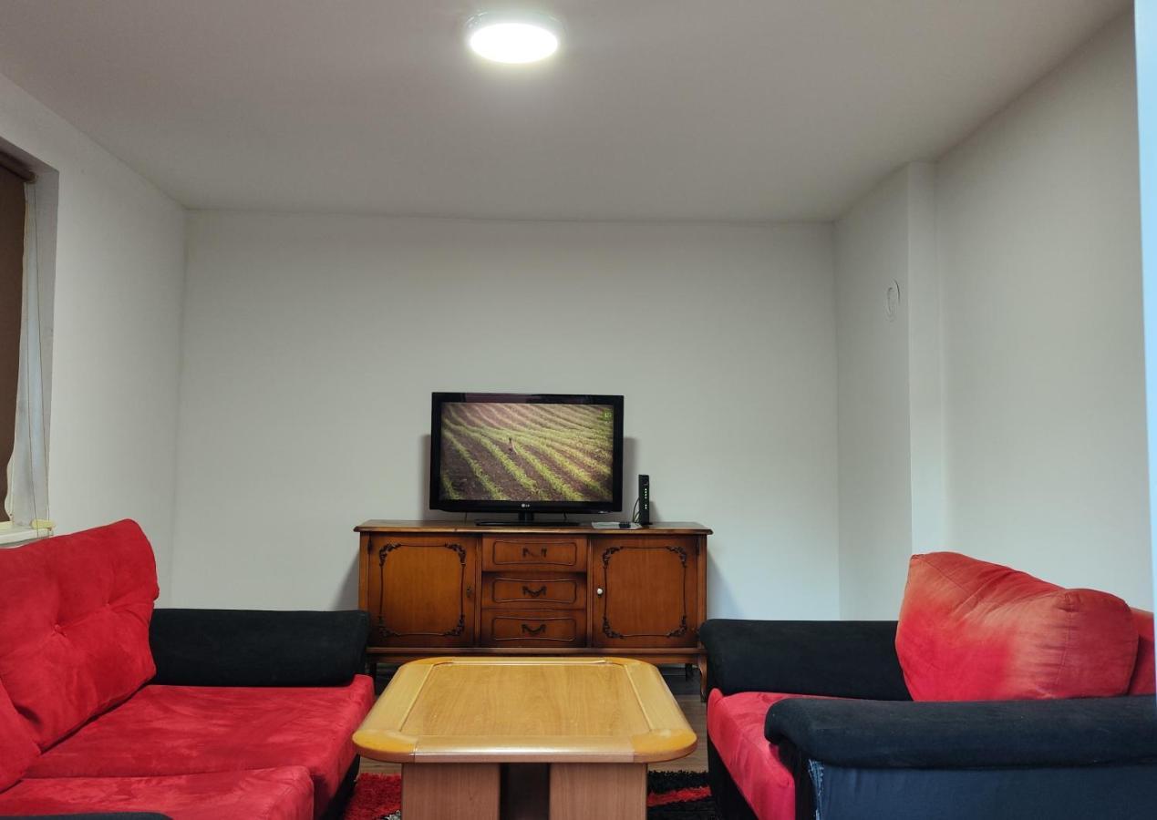 Saray Downtown Apartment Private Parking Free Wifi Sarajevo Eksteriør billede